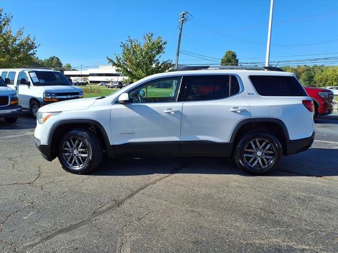 Used 2019 GMC Acadia SLT image 2