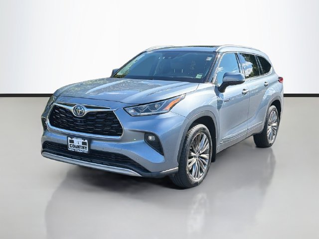 Used 2020 Toyota Highlander Platinum AWD/4WD image 3