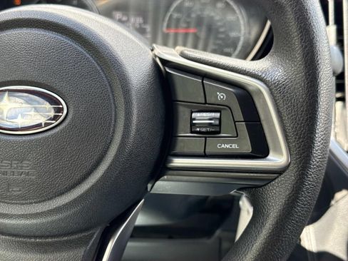 Used 2019 Subaru Crosstrek 2.0i AWD/4WD image 14