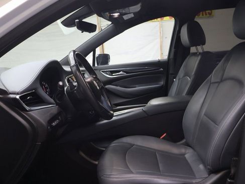 Used 2022 Buick Enclave Premium AWD/4WD image 18