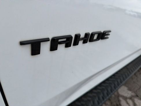 Used 2022 Chevrolet Tahoe Z71 w/ Luxury Package AWD/4WD image 13