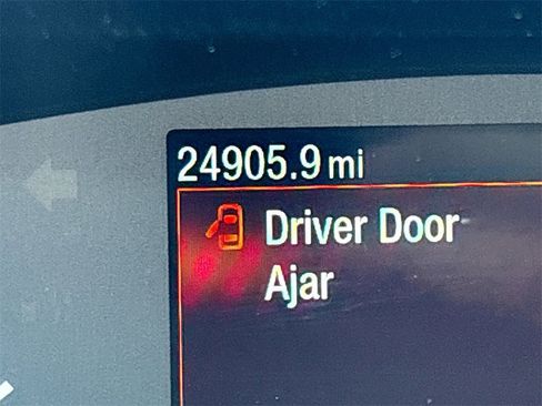 Used 2022 Ford Escape SEL image 12