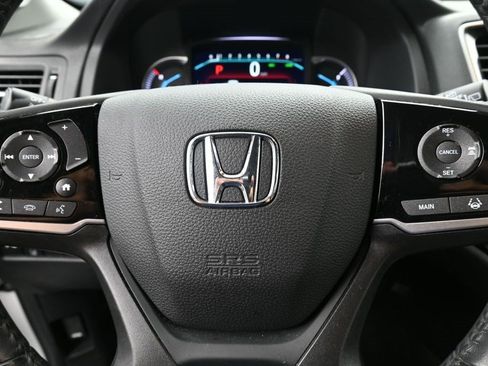 Used 2022 Honda Pilot Touring image 10