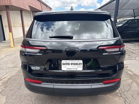 New 2026 Jeep Grand Cherokee L 2WD image 5