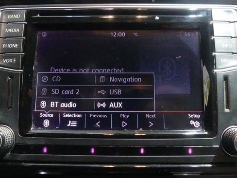 Used 2016 Volkswagen Jetta Sport image 35