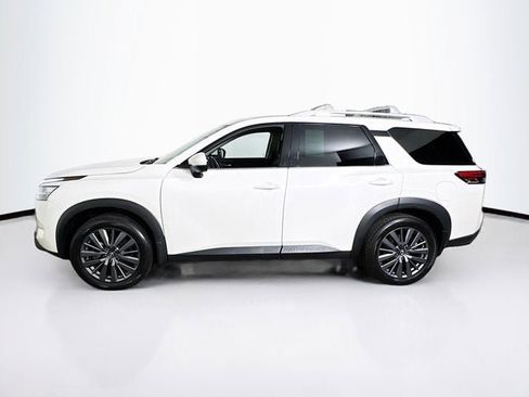 Certified 2023 Nissan Pathfinder SL w/ SL Premium Package AWD/4WD image 8