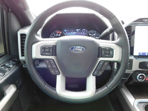 Used 2022 Ford F250 Lariat w/ Tremor Off-Road Package image 21