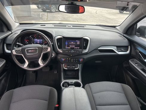 Used 2023 GMC Terrain SLE w/ Driver Convenience Package FWD image 17