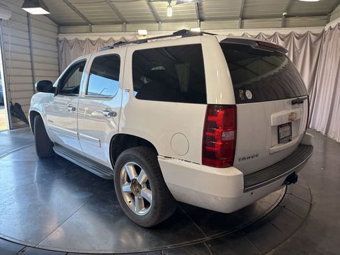 Used 2010 Chevrolet Tahoe LTZ RWD image 5