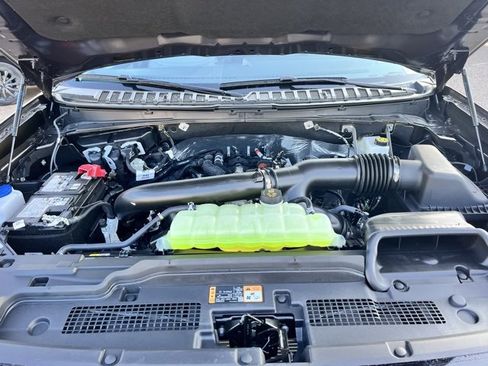 New 2025 Ford Expedition Active image 26