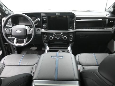 New 2026 Ford F250 Platinum w/ Tremor Off-Road Package image 28