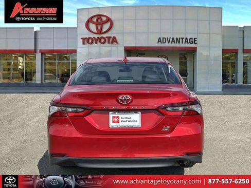 Used 2024 Toyota Camry LE image 8