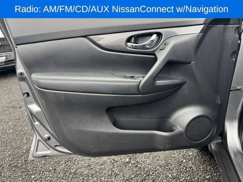 Used 2019 Nissan Rogue SV AWD/4WD image 12