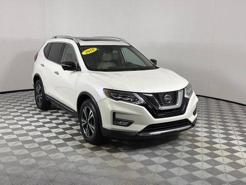 Used 2018 Nissan Rogue SL w/ Premium Package AWD/4WD image 3