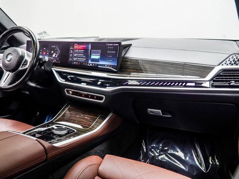 Used 2024 BMW X5 M60i w/ Climate Comfort Package image 18