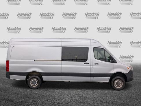 Used 2019 Mercedes-Benz Sprinter 4x4 170 image 10