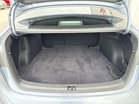 Used 2023 Toyota Corolla SE image 8