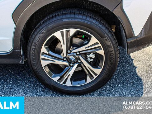 Used 2025 Subaru Crosstrek 2.5i Premium AWD/4WD image 14