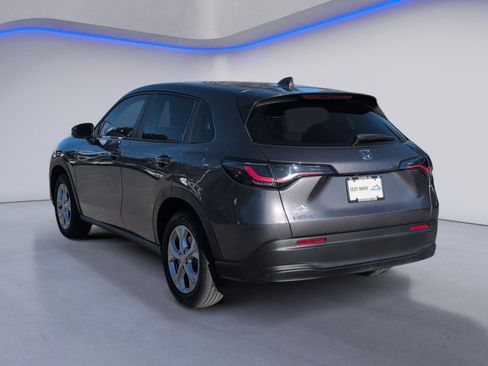 Used 2023 Honda HR-V LX image 3