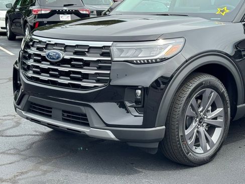 New 2025 Ford Explorer Active w/ Active Comfort Package image 40