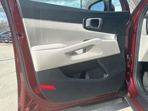 Used 2025 Kia Sorento S FWD image 10