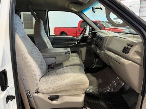 Used 2000 Ford F250 XLT image 14
