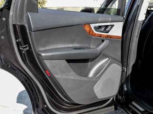 Used 2017 Audi Q7 2.0T Premium image 40