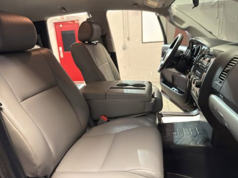 Used 2010 Toyota Tundra 2WD Double Cab image 20