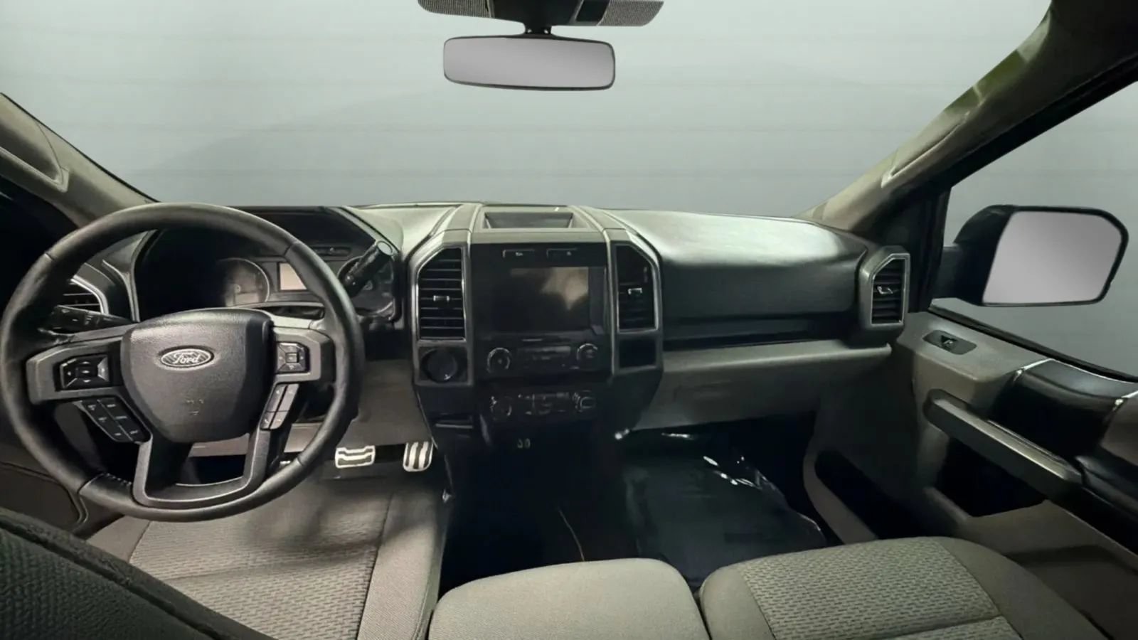 Used 2019 Ford F150 XLT w/ Equipment Group 301A Mid RWD image 9