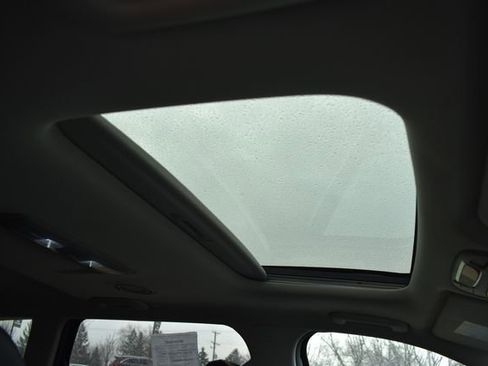 Certified 2024 Kia Telluride S w/ S Sunroof Package image 13