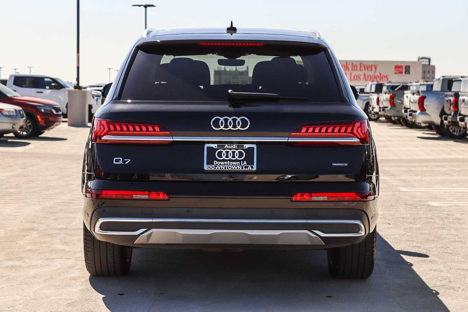 Used 2022 Audi Q7 3.0T Premium Plus w/ Premium Plus Package AWD/4WD image 5
