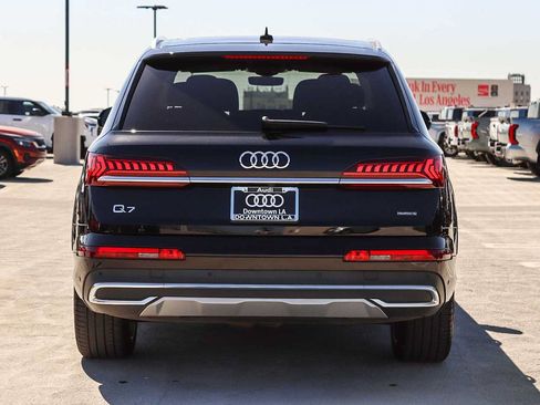 Used 2022 Audi Q7 3.0T Premium Plus w/ Premium Plus Package AWD/4WD image 5