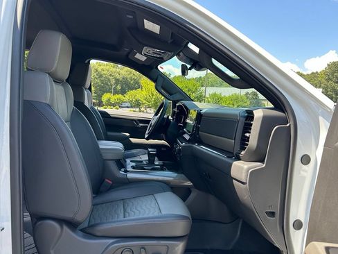 Used 2025 Chevrolet Silverado 1500 ZR2 w/ Technology Package AWD/4WD image 56