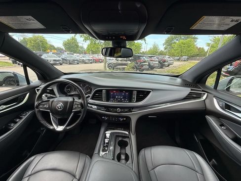 Used 2023 Buick Enclave Essence w/ Experience Buick Package FWD image 30