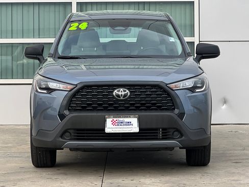 Certified 2024 Toyota Corolla Cross L image 6