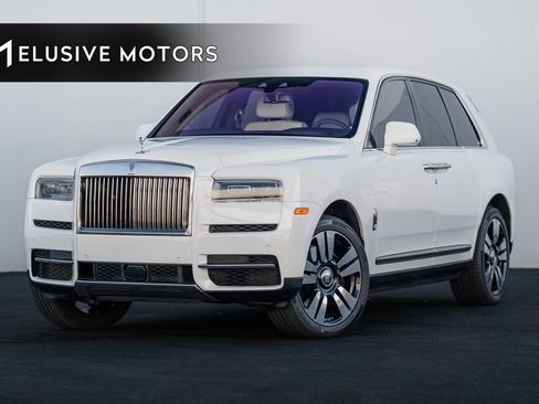 Used 2022 Rolls-Royce Cullinan image 1