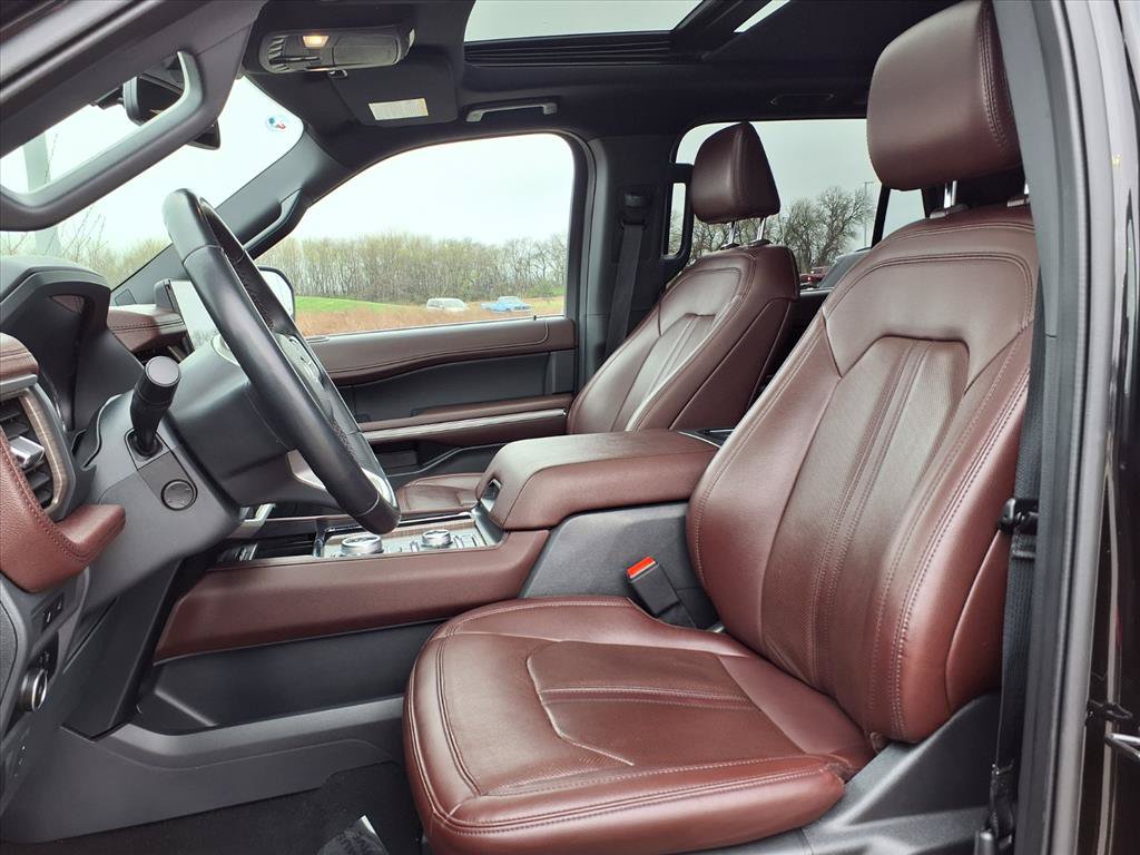 Used 2024 Ford Expedition Max Limited AWD/4WD image 28