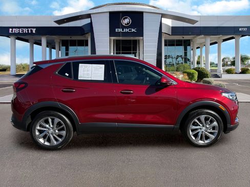 Used 2023 Buick Encore GX Essence w/ Experience Buick Package FWD image 2