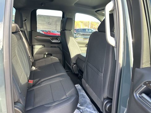 New 2026 Chevrolet Silverado 1500 LT image 18