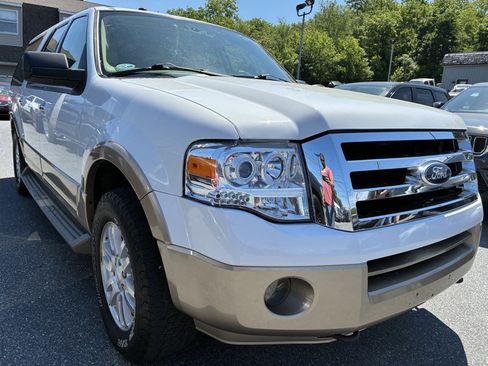 Used 2013 Ford Expedition EL XLT AWD/4WD image 3