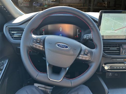 New 2026 Ford Escape ST-Line w/ Tech Pack #1 image 46