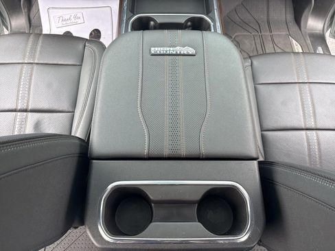 Used 2024 Chevrolet Silverado 3500 High Country w/ High Country Premium Package image 36