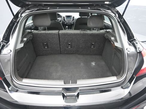 Used 2018 Chevrolet Cruze LT w/ Convenience Package image 31