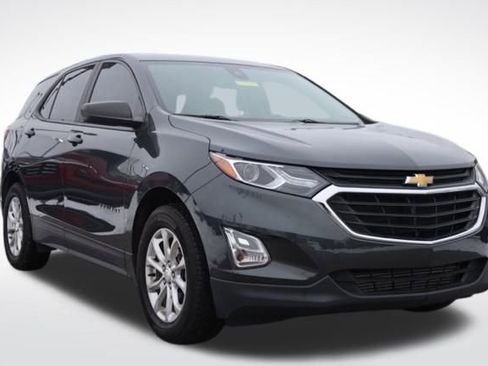 Certified 2021 Chevrolet Equinox LS w/ LS Convenience Package image 1