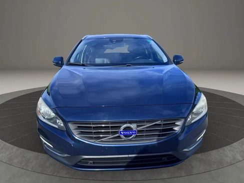 Used 2015 Volvo V60 T5 Premier FWD image 7
