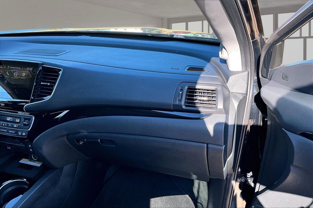 Used 2020 Honda Pilot Elite image 16