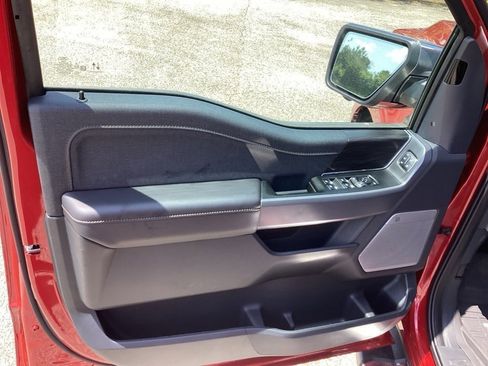 New 2025 Ford F150 Lariat w/ Equipment Group 501A Mid image 21