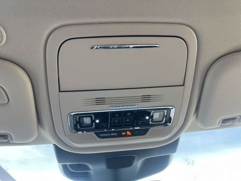 Certified 2023 Lincoln Aviator Reserve w/ Elements Package Plus AWD/4WD image 39