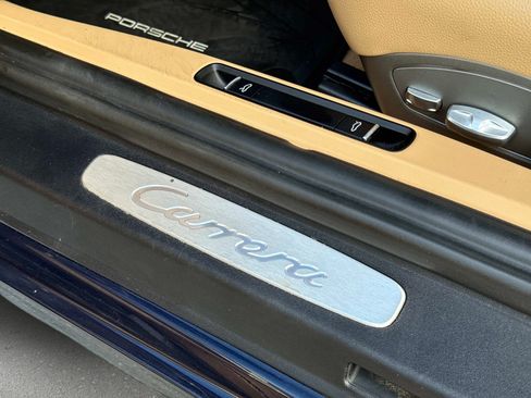 Used 2017 Porsche 911 Carrera 4 AWD/4WD image 31