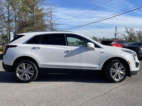 Used 2024 Cadillac XT5 Premium Luxury image 2